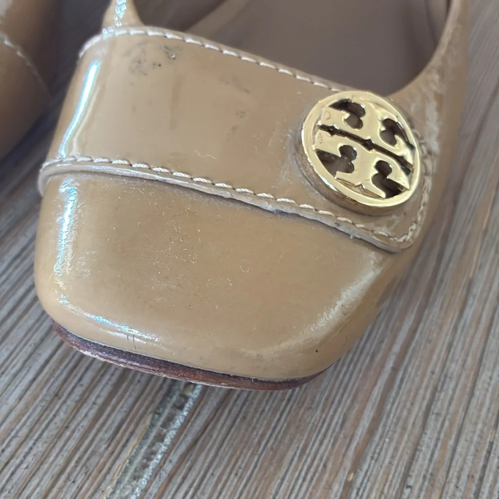 Tory Burch Women's Ashlee Heel in Sand 7